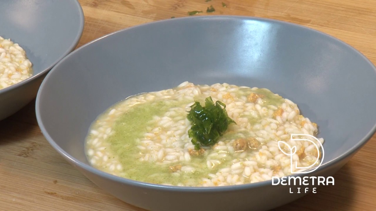 Risotto con ricci di mare e alghe
