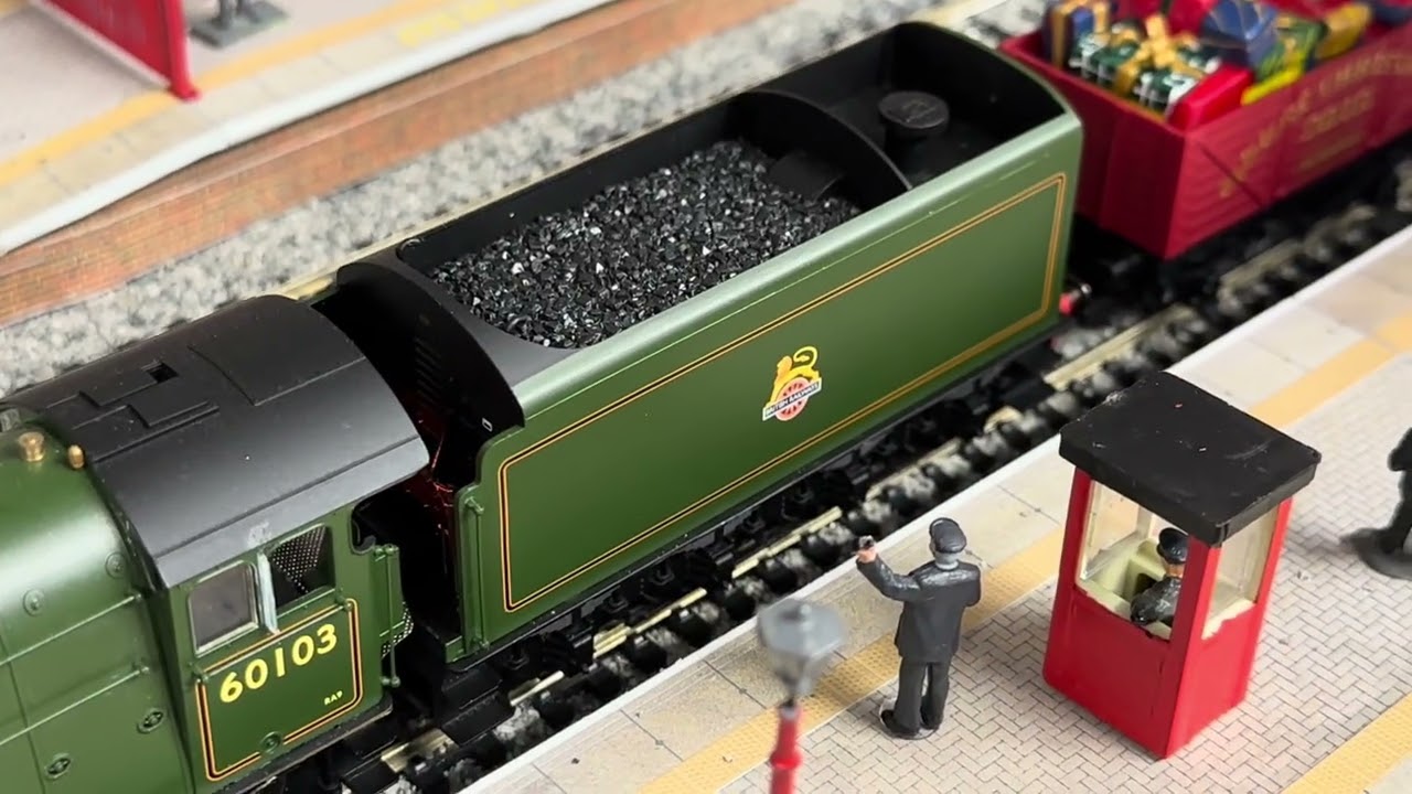 Episode 21 - Christmas ‘25 HM7000 Flying Scotsman R3991SS and Class 73 NSE.