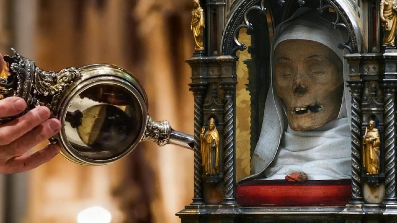 As relíquias católicas mais bizarras