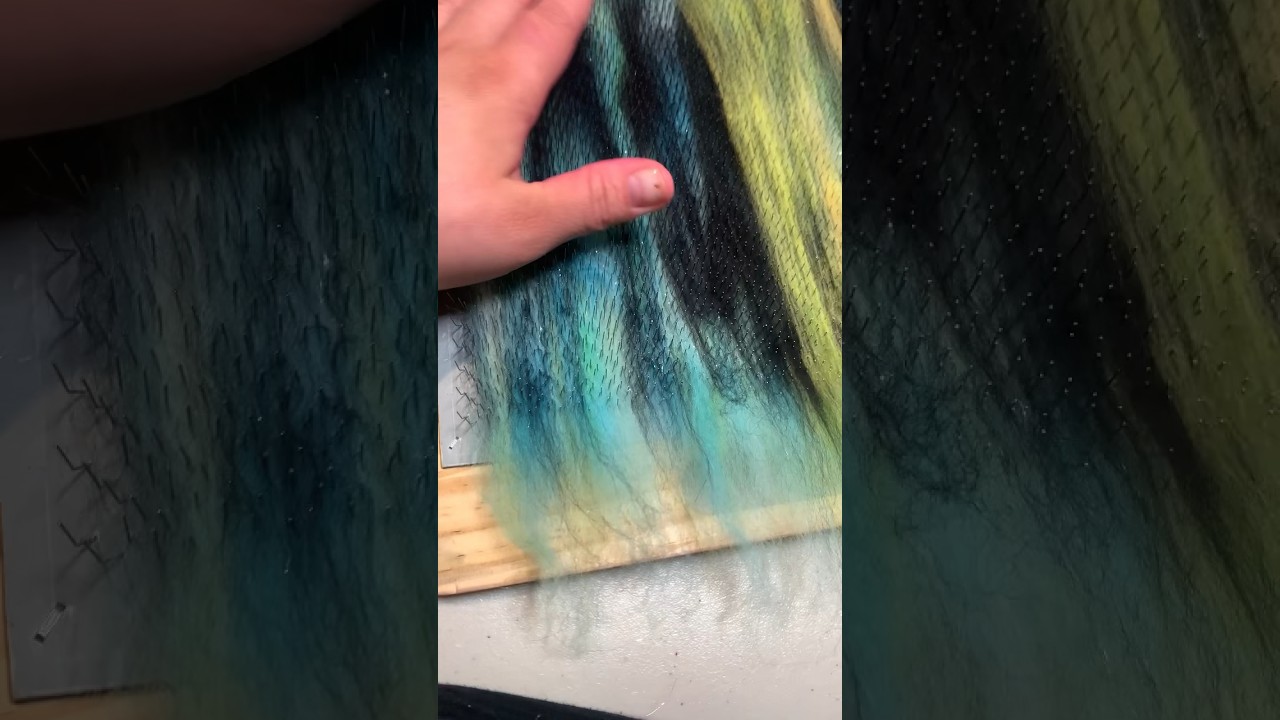 Blending wool into roving to spin into yarn #fiberarts #tourdefleece2024