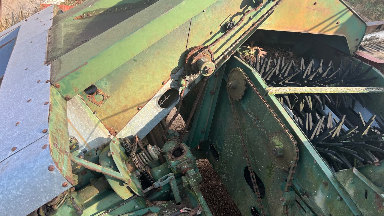 New idea corn picker repairs
