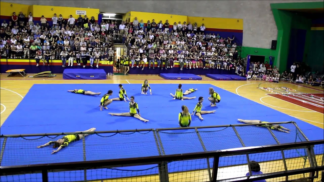 SAGGIO GINNASTICA ARTISTICA  - MAGENTA 2013