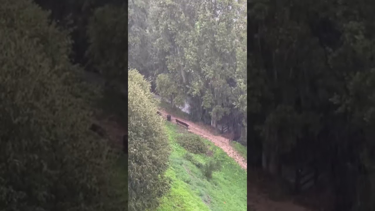 Сильный дождь и гром. Португалия. Heavy rain and thunder. Portugal.