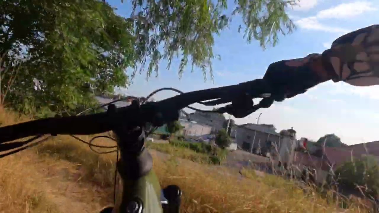 Testing the BESV TRS 1.3 E-MTB at MOUNTAINBIKE PARCOURS R8 (Kortrijk - Kuurne)