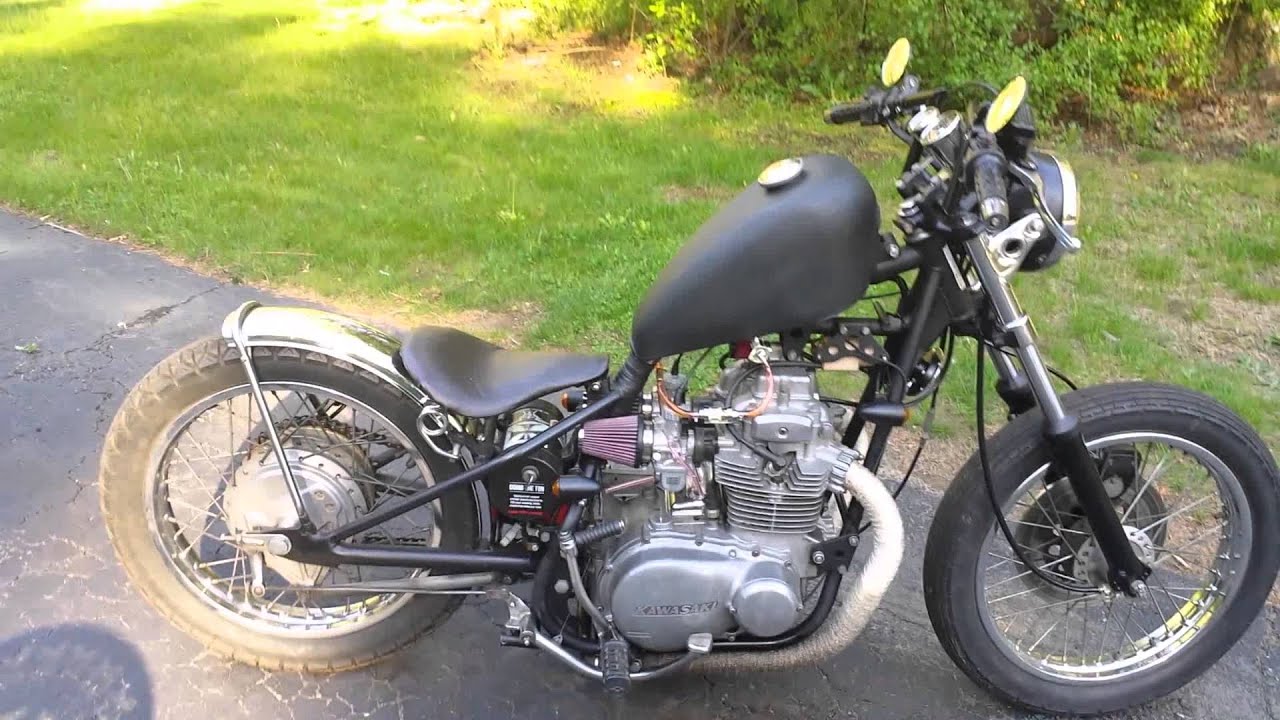 1974 Kawasaki kz400. Bobber