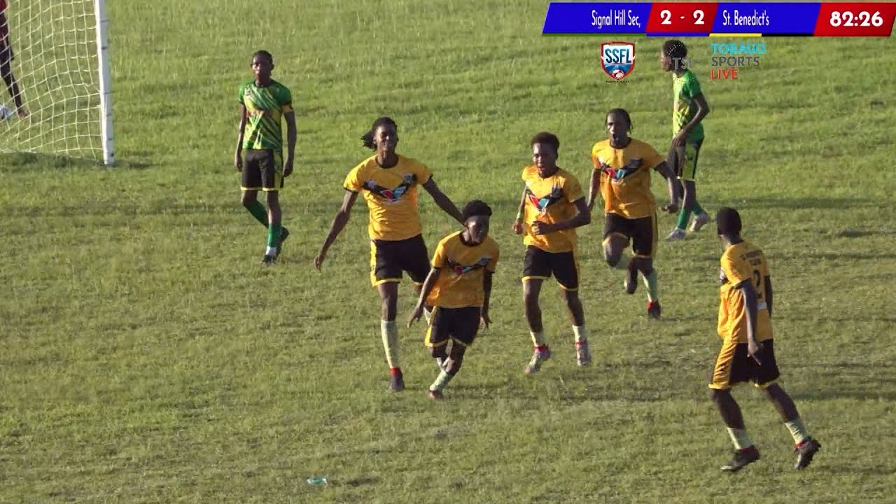 Множество голов в матче «Сигнал Хилл» против «Сент-Бенедикт»