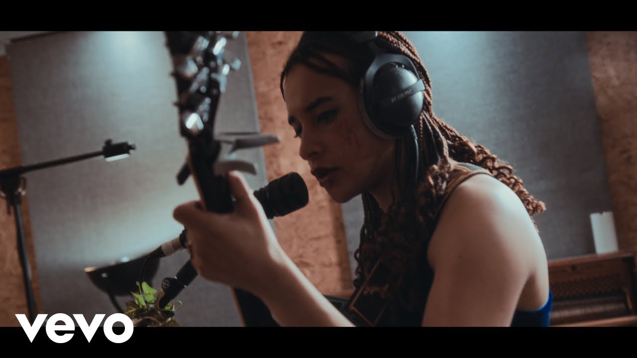 Lucas Assagba - Comet (Live Session)