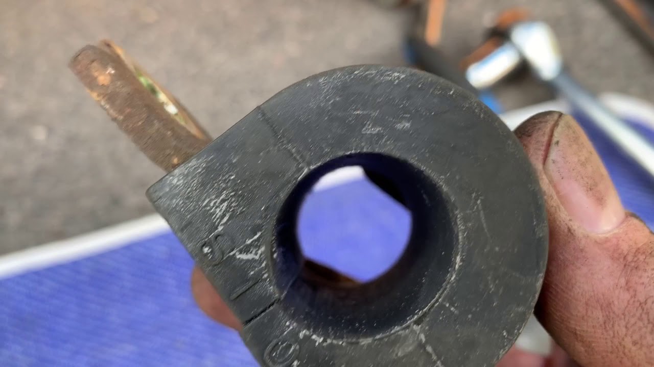 Mazda Bongo front end knocking solved