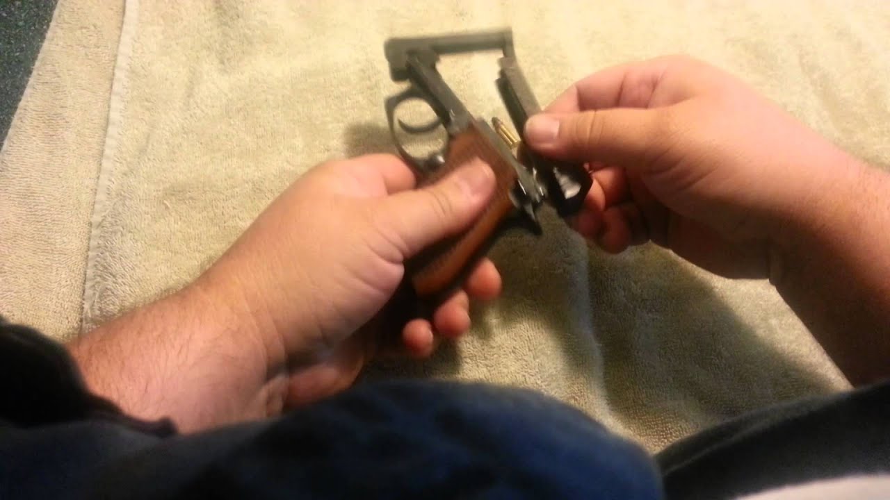 Taurus pt22 pistol silent show off