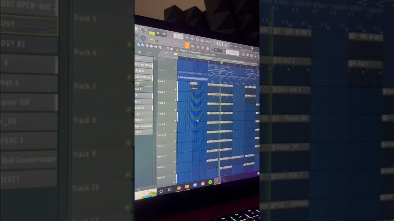 Mixing 2 samples together 🎹 #explore #samples #foryou #producer #shorts