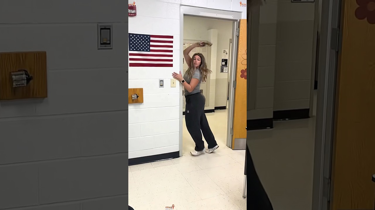 Teahers dress like students day 🤣🤨🤪😜#teacherlife #teacher #funny #prank #laugher #funnyvideos