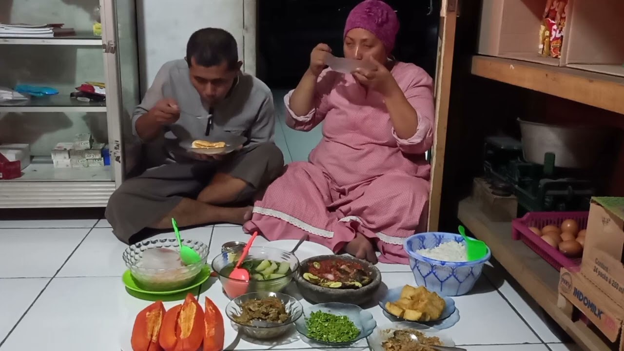 Bukane es campu sayur bening pecak ikan gabus