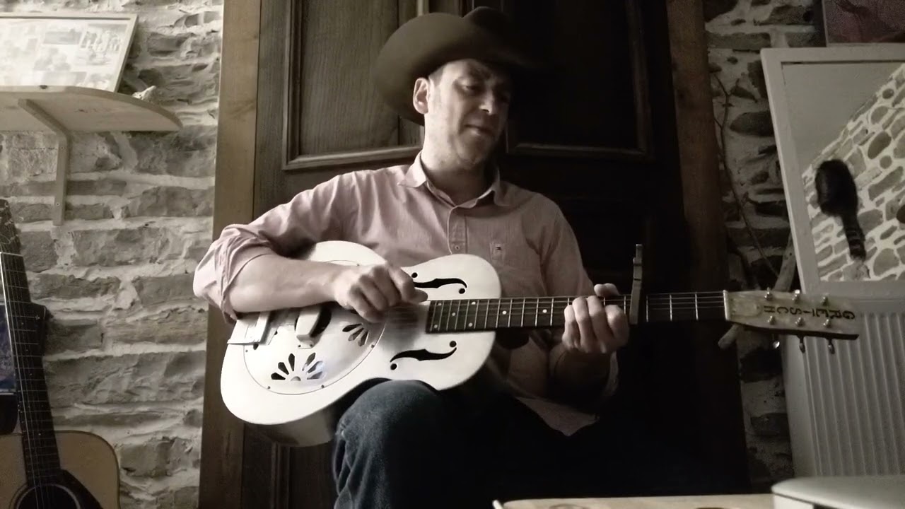 Moon going down (Charley Patton) - Martin Swamps