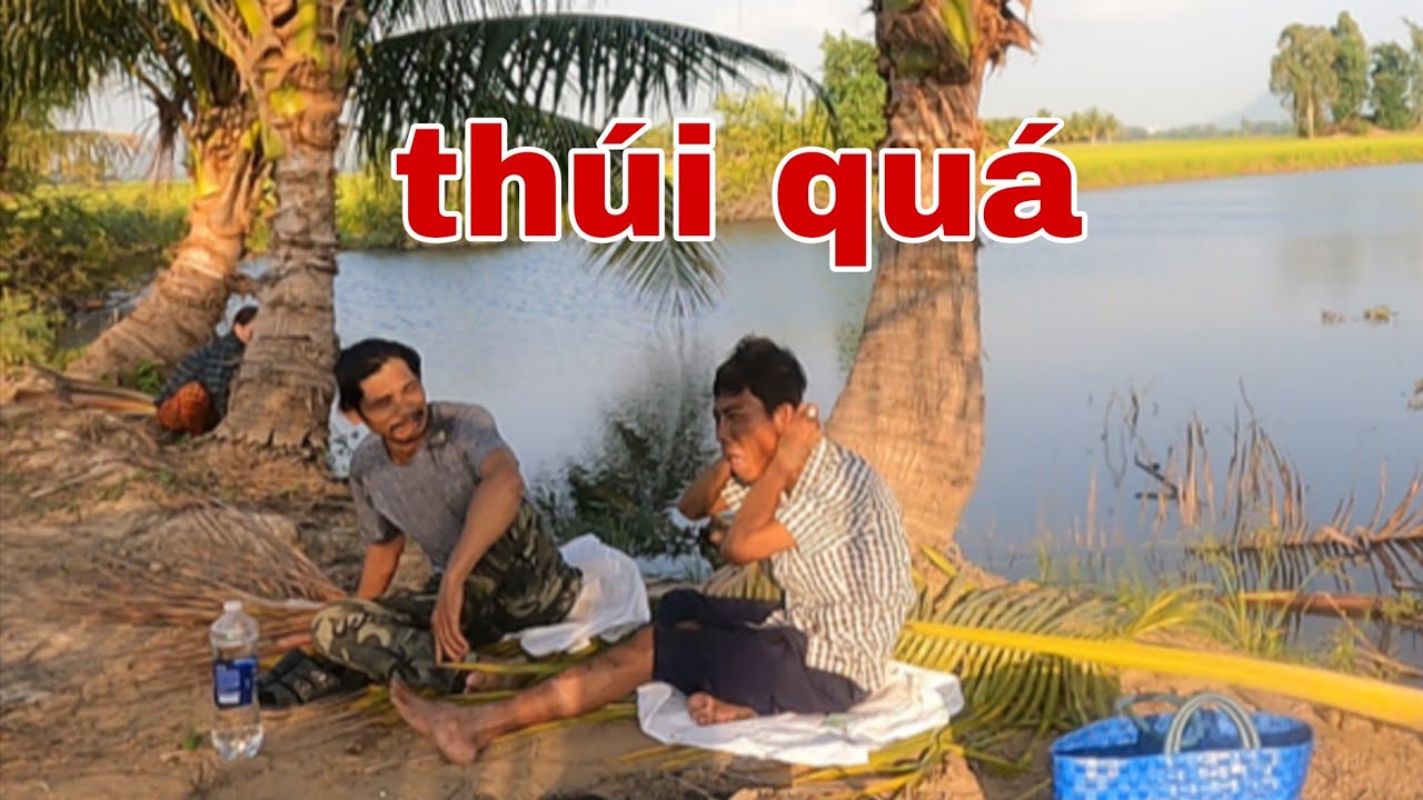 Tư Ú Nu Làm Cho Anh Em Tư Cà Khịa Nhớ Đời Vì Để THứ Này Lên Người Thúi Rùm