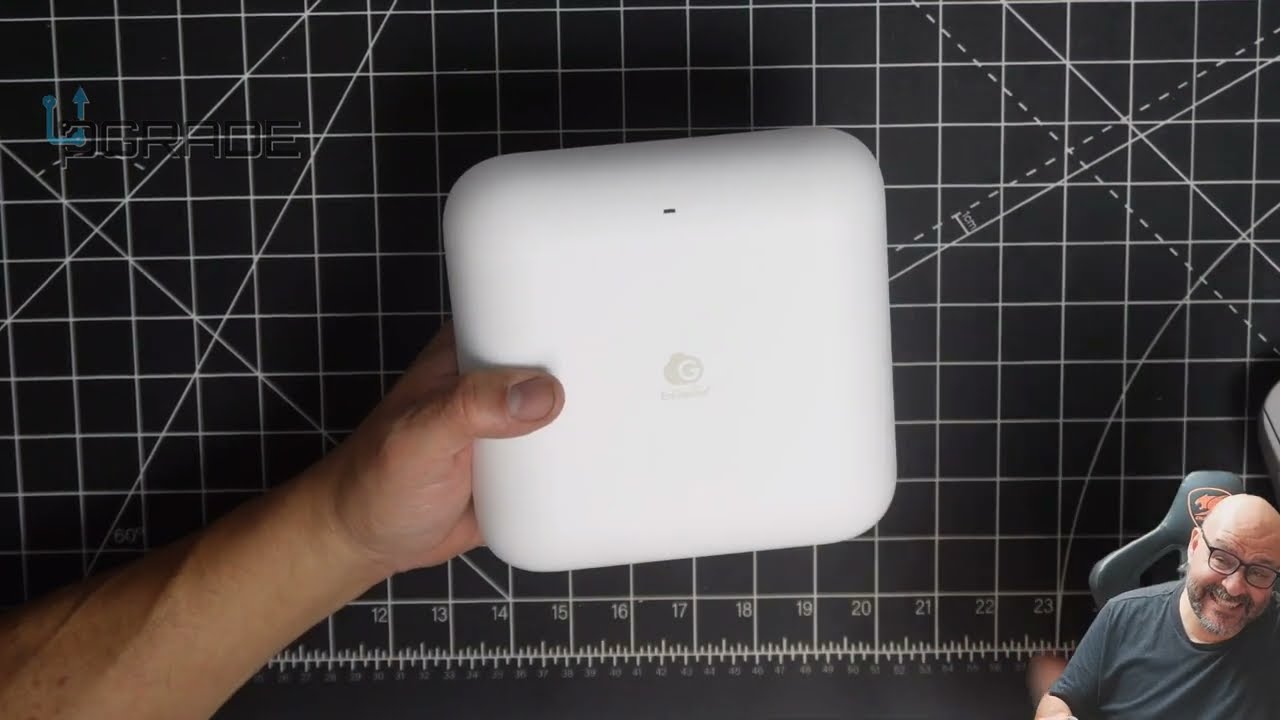 Точка доступа EnGenius Wi-Fi 7 Tri Band для помещений
