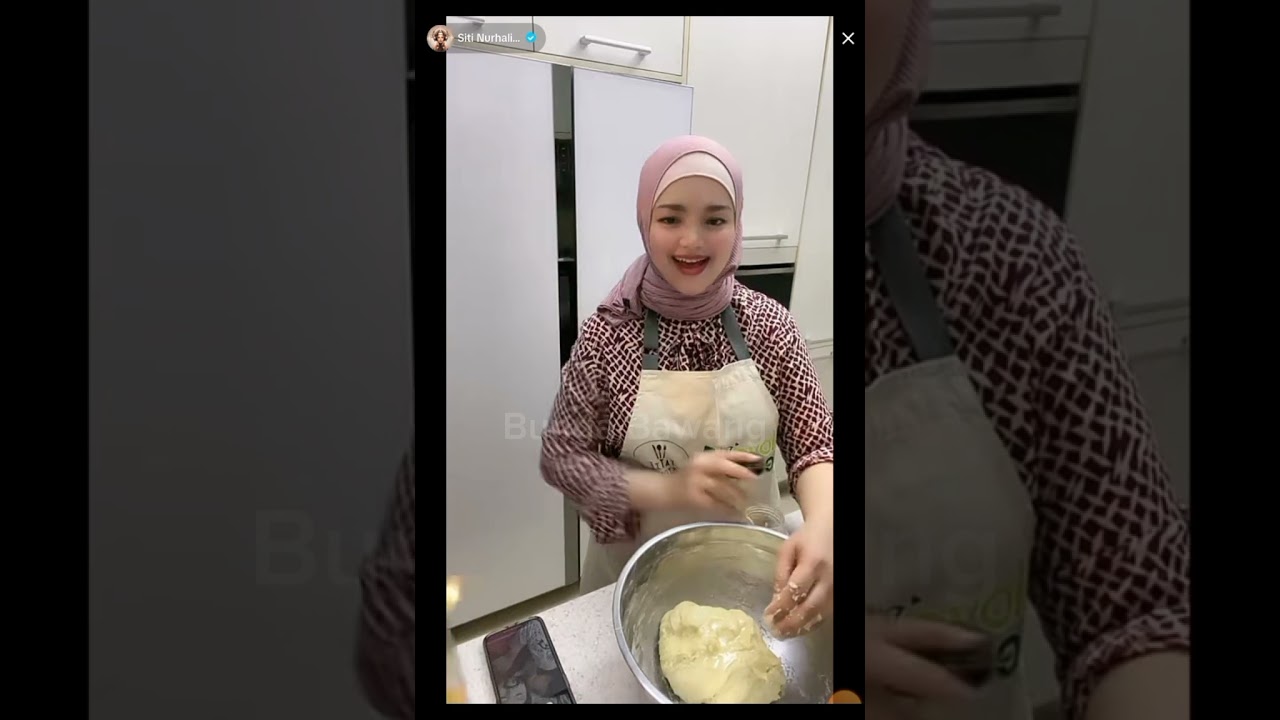 Tetap Cantik Siti Nurhaliza Ajar Buat Donat Gebu Ala Mak Salmah