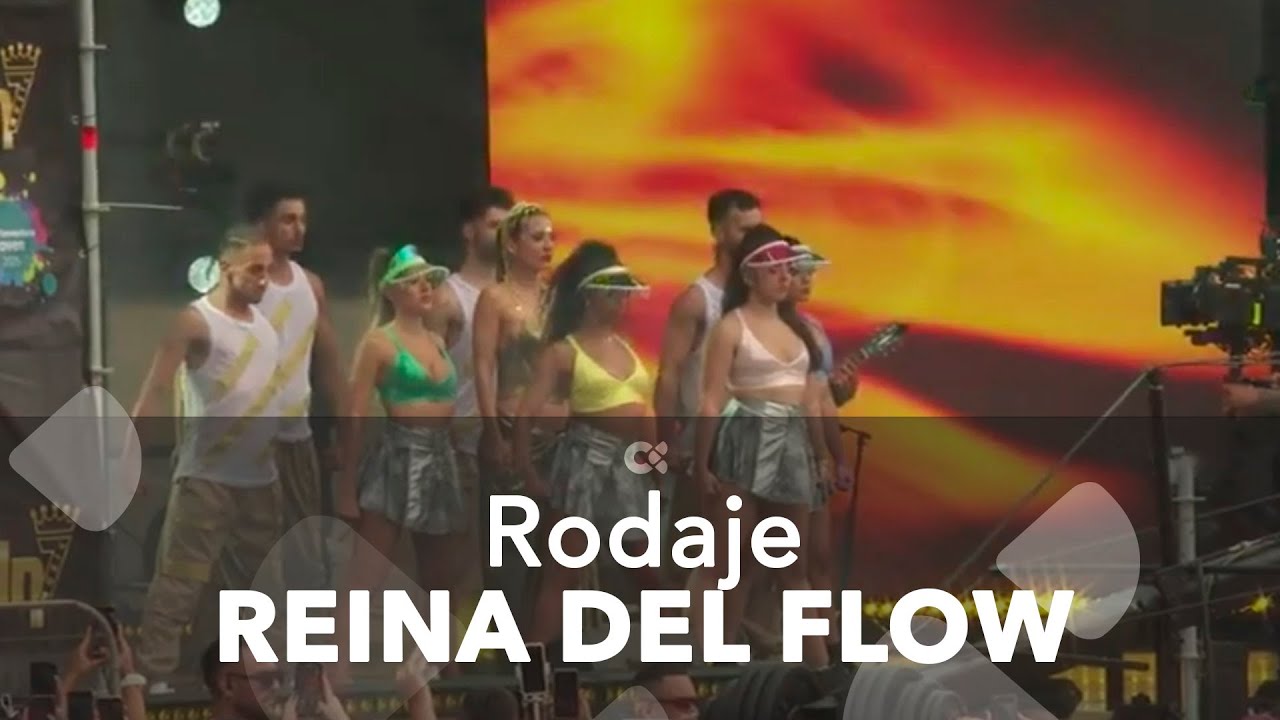 Miles de personas participan en el rodaje de La Reina del Flow en Fuerteventura