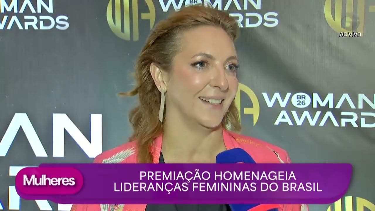 Juliana Algañaraz, CEO da TV Gazeta, recebe homenagem no prêmio 