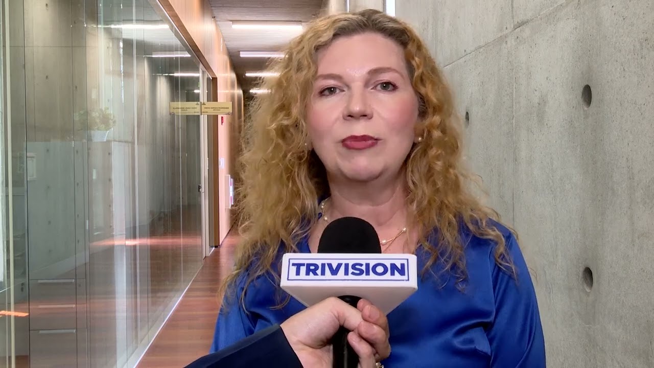 Diversos diputados reaccionan tras el retiro de la visa a EE.UU. a Leonel Baruch, dueño de Crhoy
