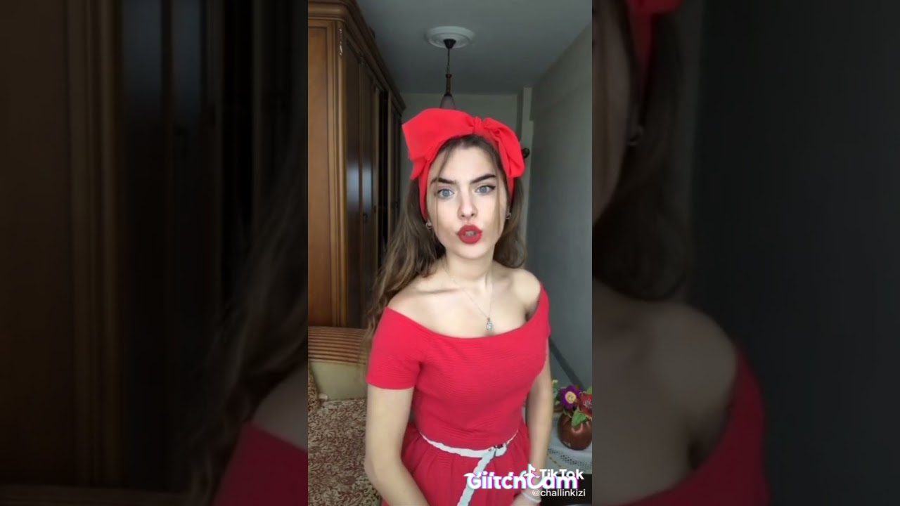 تجميع بعض مقاطع تيك توك كاغلا سيمسيك çağla şimşik