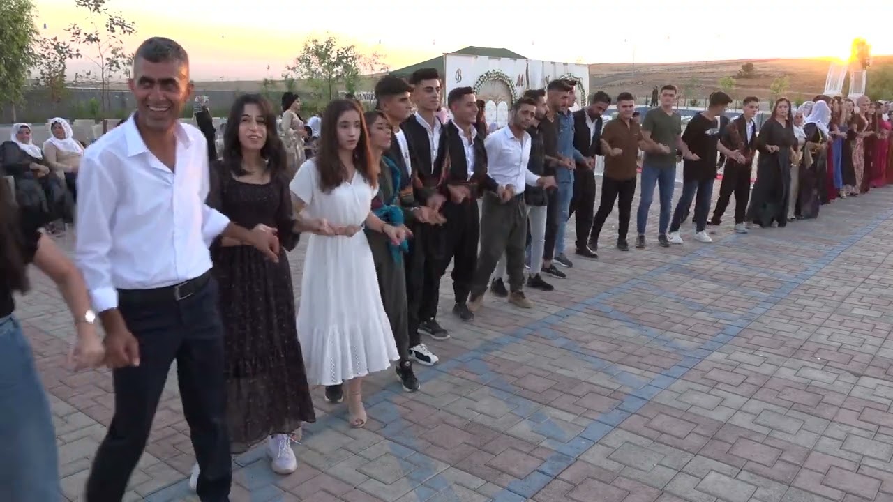 2 Gelin 2 Kardeş Damat Aybi Ailsinin Görkemli Düğünü Part 1 ( Grup Musa Silopi ) 2022