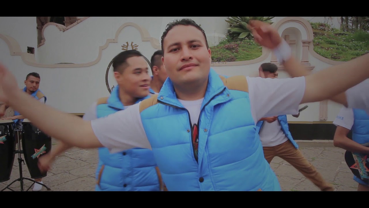 CHIKOS TORMENTA Video Oficial: Dime