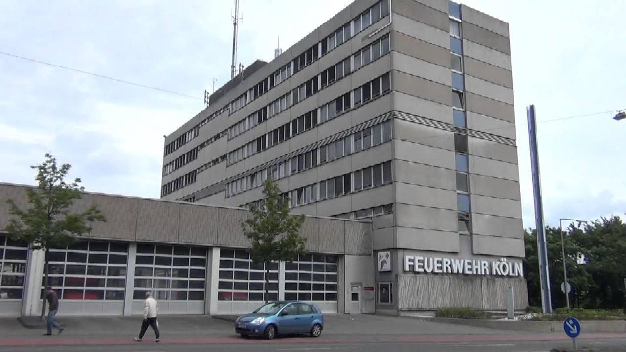 4x ECN 1200 Sirenen BF Köln FW 5 Probealarm + NEF