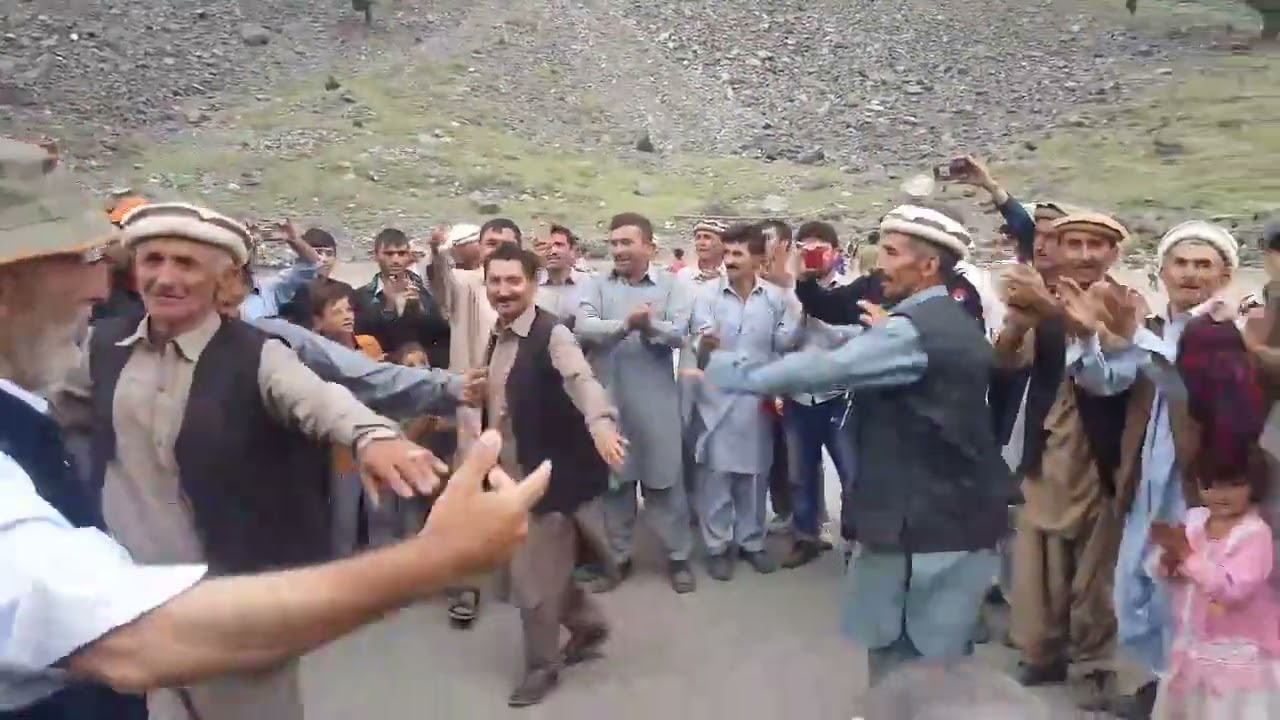 Most popular viral video Dance 2024  chitral madaklasht porgrm new hit dance