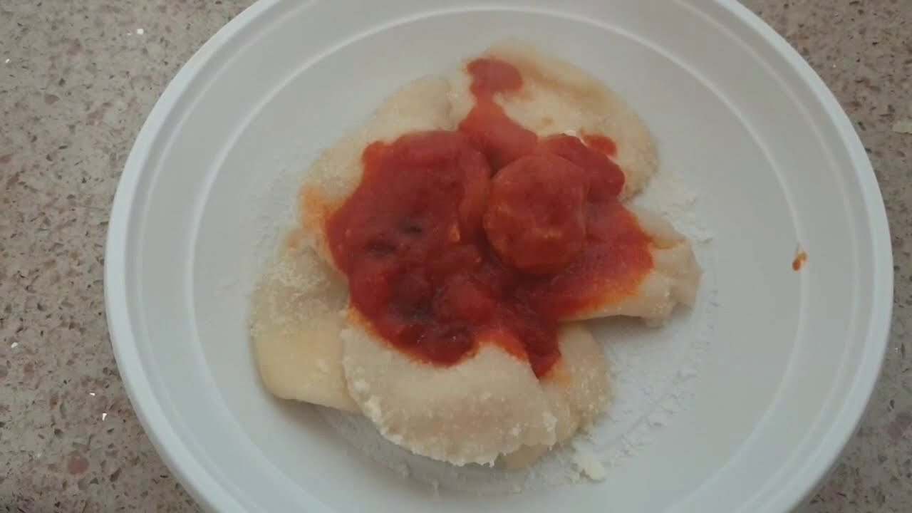 Calzoni dolci con sugo