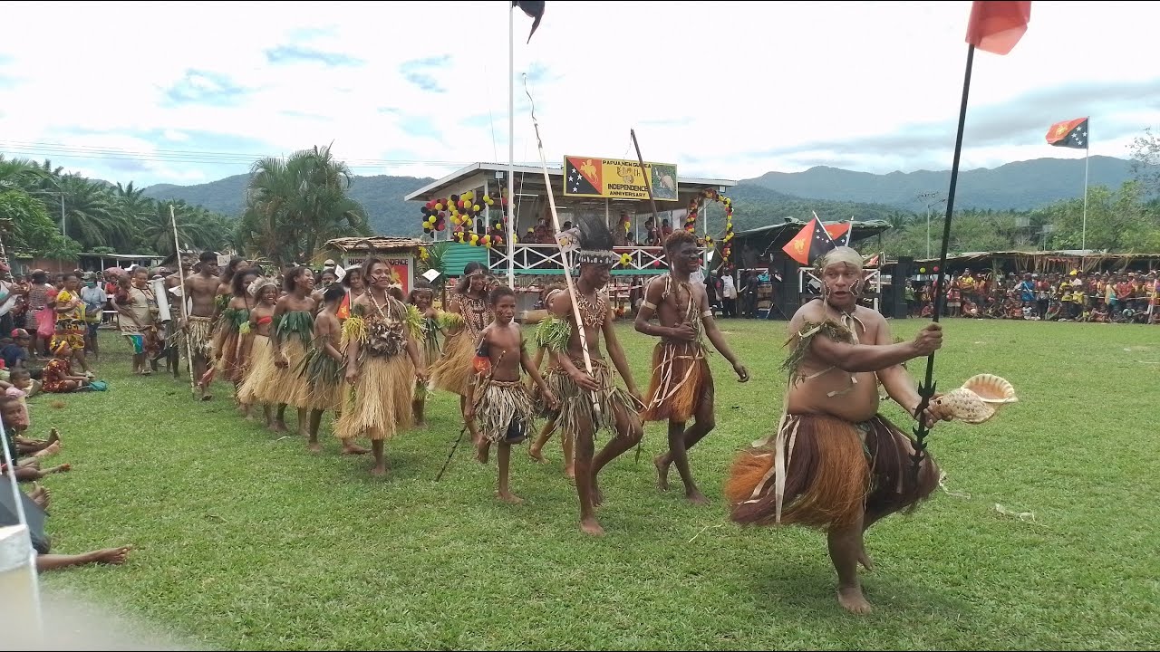 Celebrating 48th Independence Anniversary of PNG - Traditional Dancing - Magesubu Grounds - Alotau.
