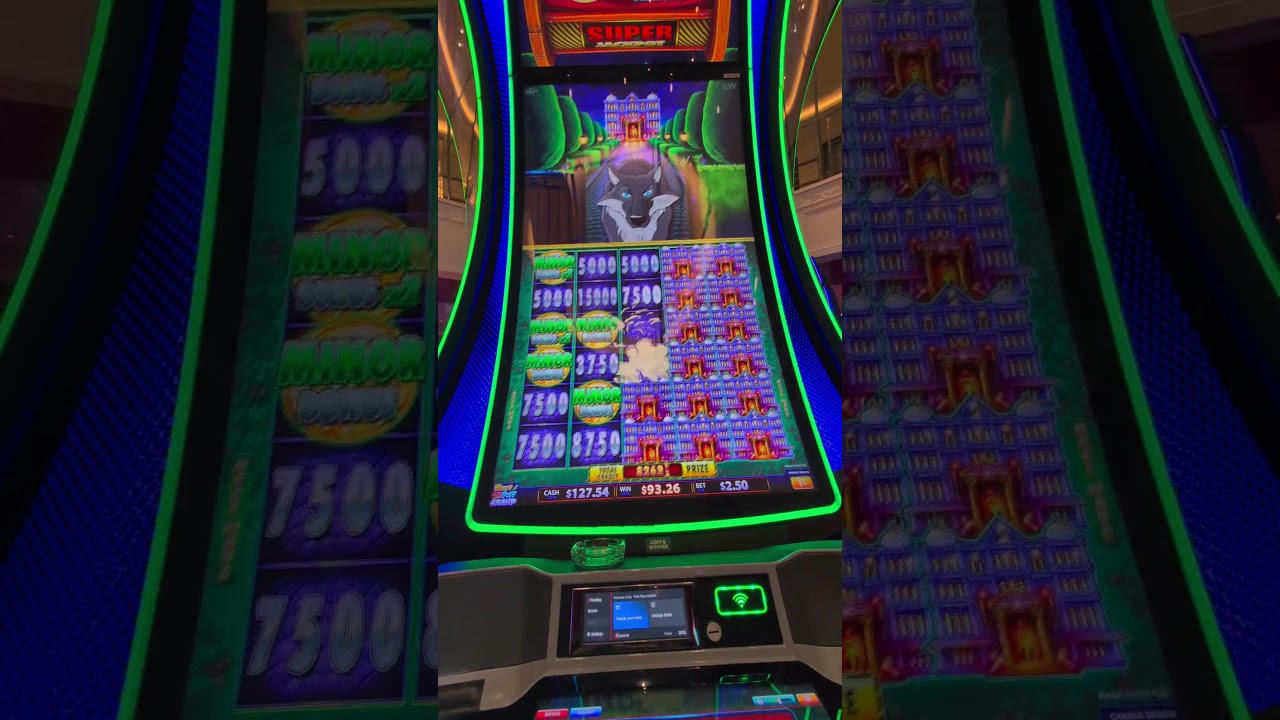 JACKPOT! Full screen of Palaces! #casino #slot #pennyslots #huffnpuff #jackpot #cruise #carnival