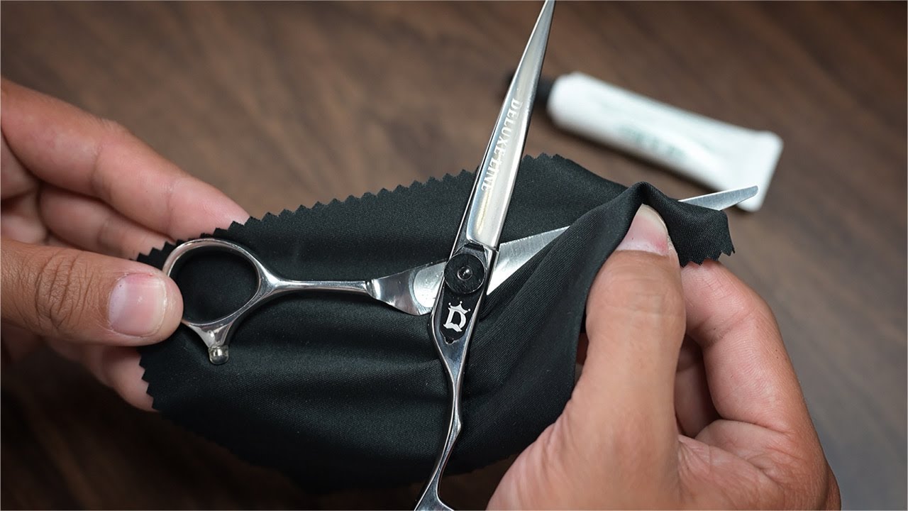 COMO LIMPIAR Y CALIBRAR LAS TIJERAS DE CORTAR CABELLO ✂️ #barberia