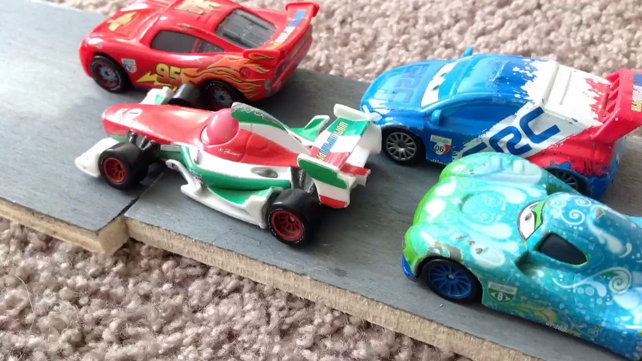 Cars 2 London race
