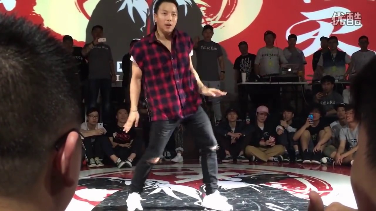【黄景行super dino】中国popping大魔王 末日之战judge show 炸翻全场