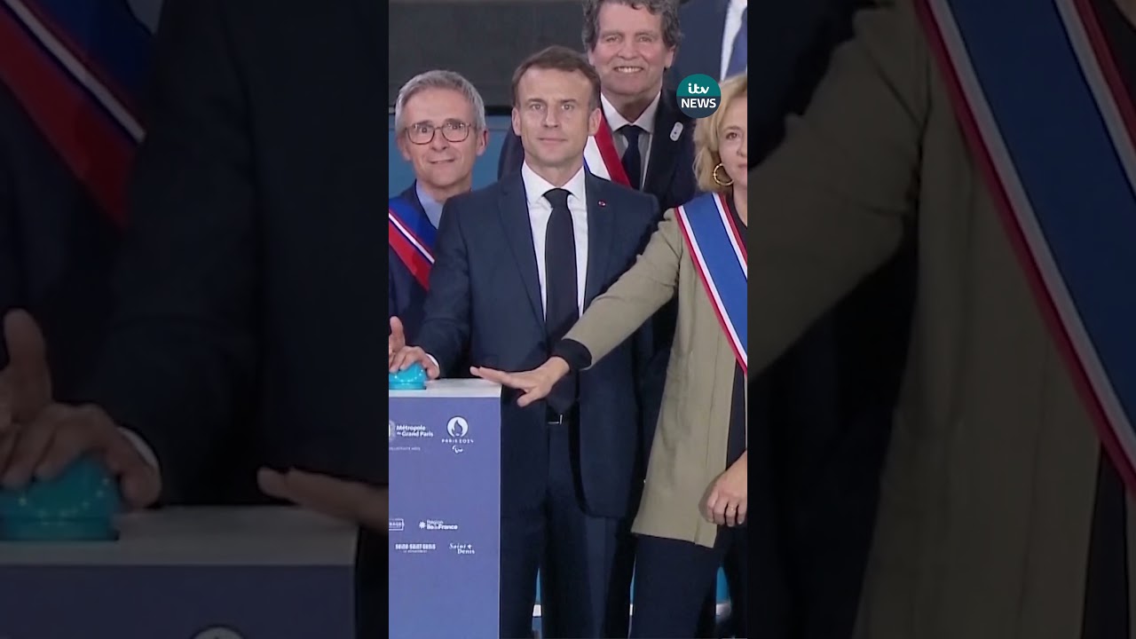 French diver slips and falls into water during Olympic inauguration ceremony#itvnews #frenchdiver