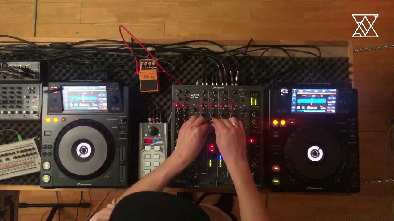 [Techno Mix] Kelvin Celcius - Decay Vodcast_014 using XDJ 1000, Xone 92 and RedSound Soundbite Clone