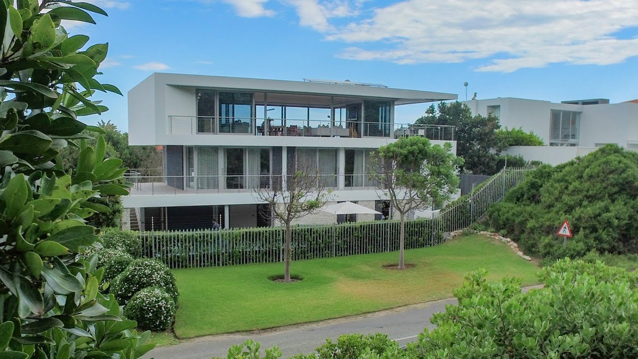 5 Bedroom For Sale | Keurboomstrand