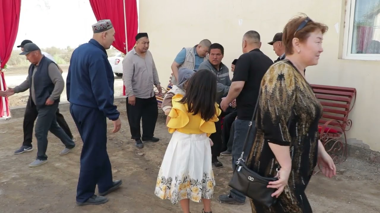 Нокис районы Ақмаңғыт поселкада Хожабаевлар шаңарағында Ел қаде той Элнура қызымыздың
