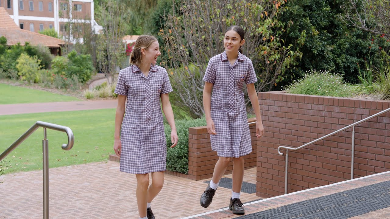 Big sisters supporting new boarders