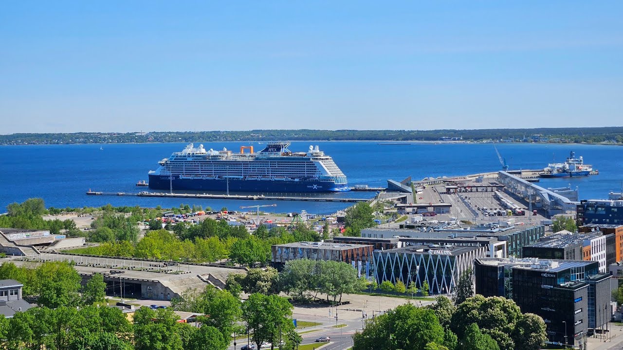 В порту (песня из мультфильма)