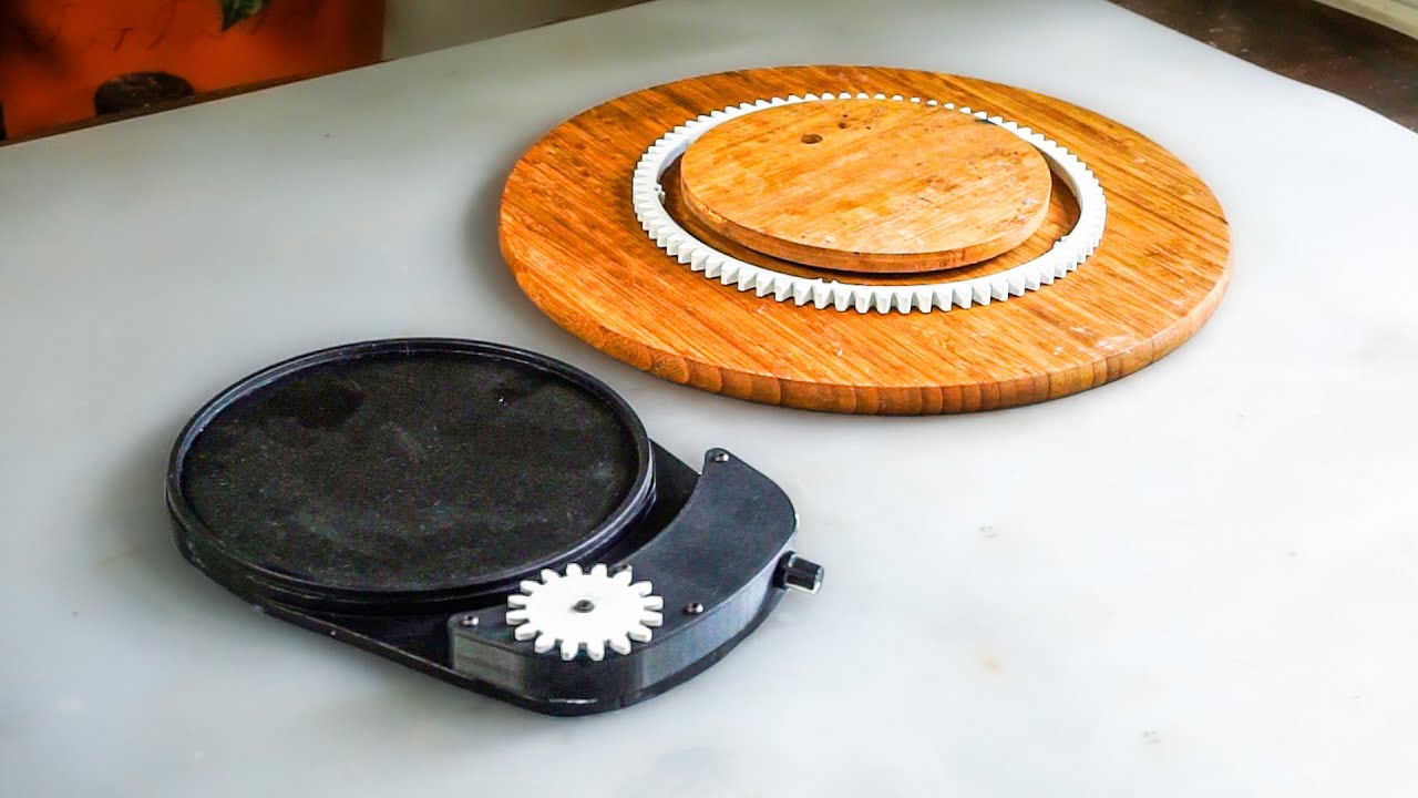 DIY Rotating Display Stand -  It can be added or removed from the motor.