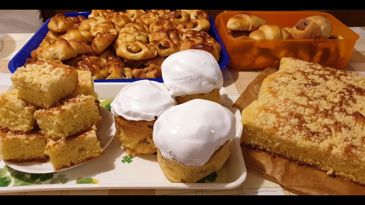 Куличи и кухен на пасху