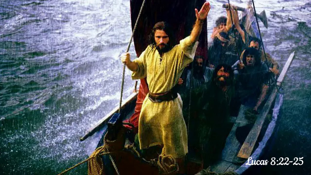LUCAS 8:22-25  JES&Uacute;S CALMA LA TEMPESTAD