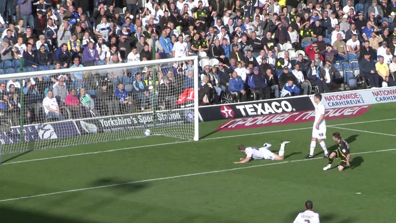 FLASHBACK: JOE MASON GOAL v LEEDS 30/11/11