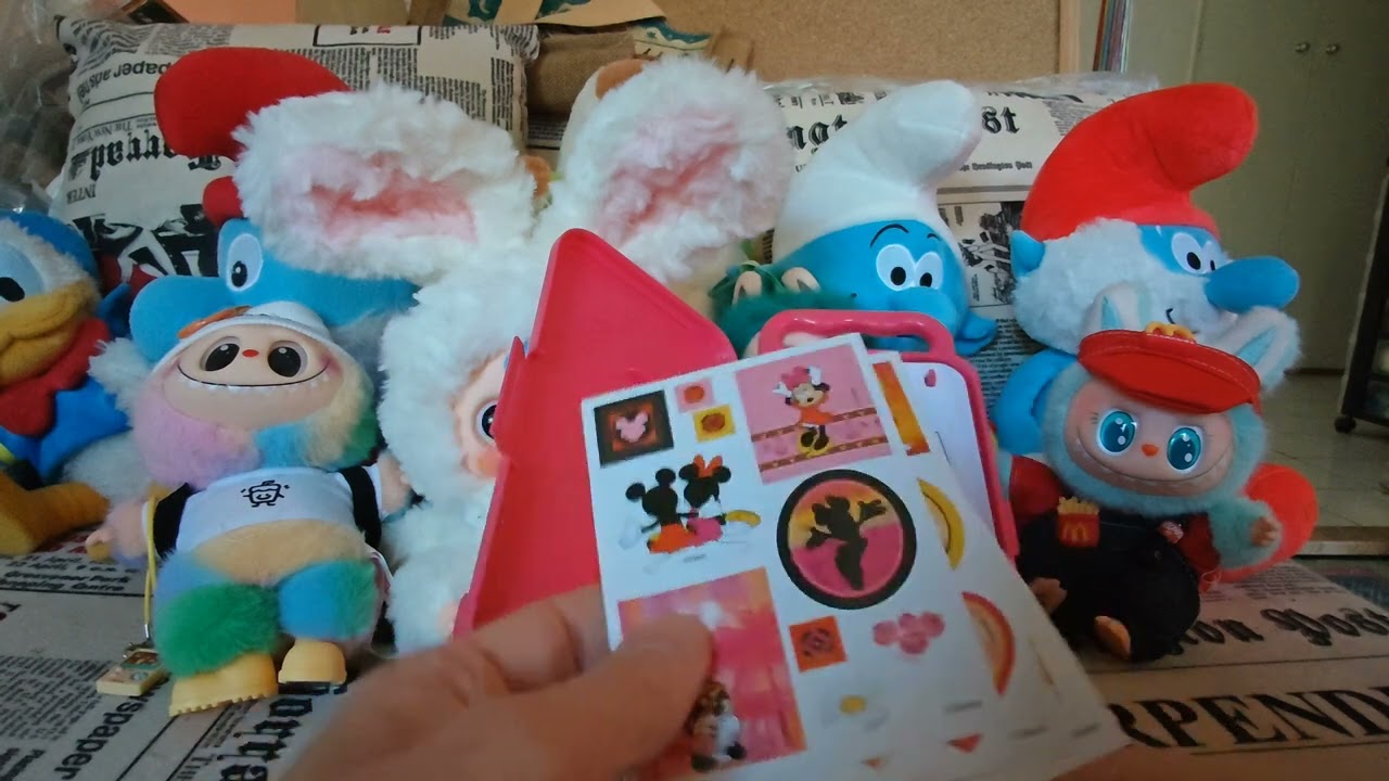 3 videa v 1 - Baby Three Snack - Mini Stitch Blind box - Minnie Mouse kufřík 