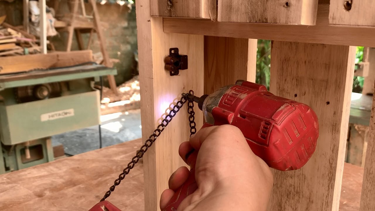How To Make A Darts Cabinet Out Of Old Wooden Pallets // DIY Project For Everyone!