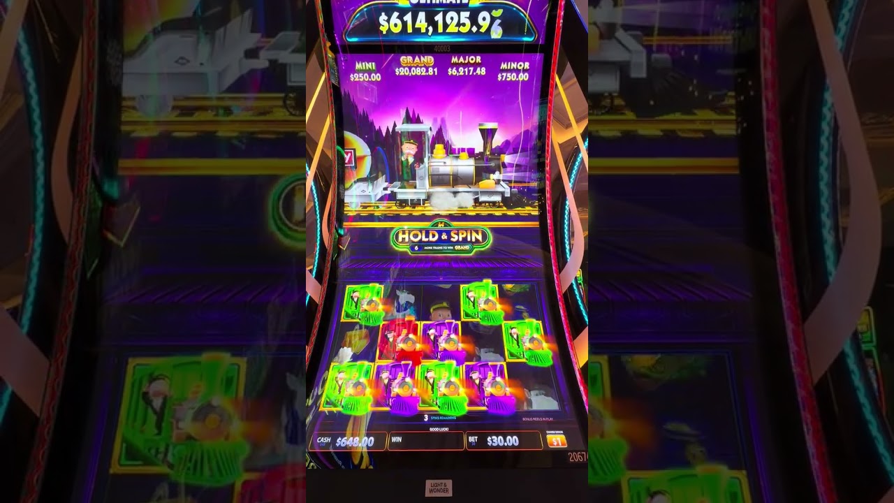 Огромный выигрыш, когда выпадает собачка!! #слот #monopolyexpress #крупныйвыигрыш