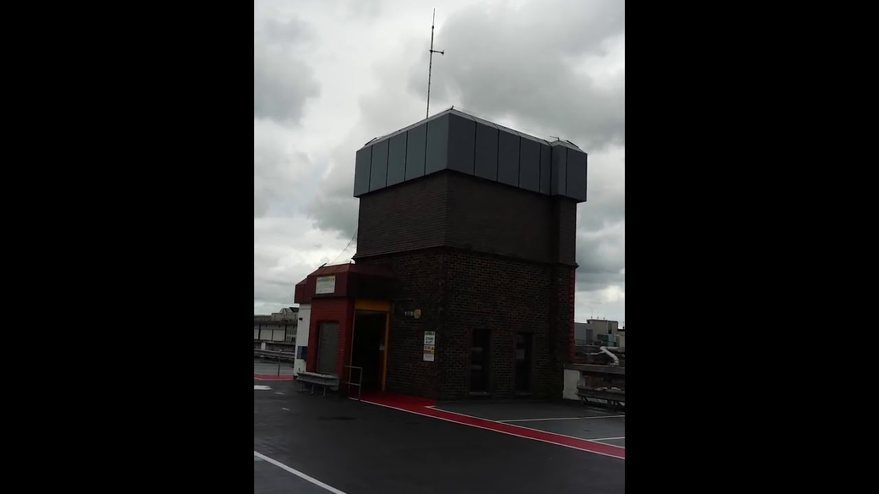 Broadmoor Siren K (LOUD) NEVER BEFORE HEARD Camberly Multi Story Carpark (EPIC)  1/5/17