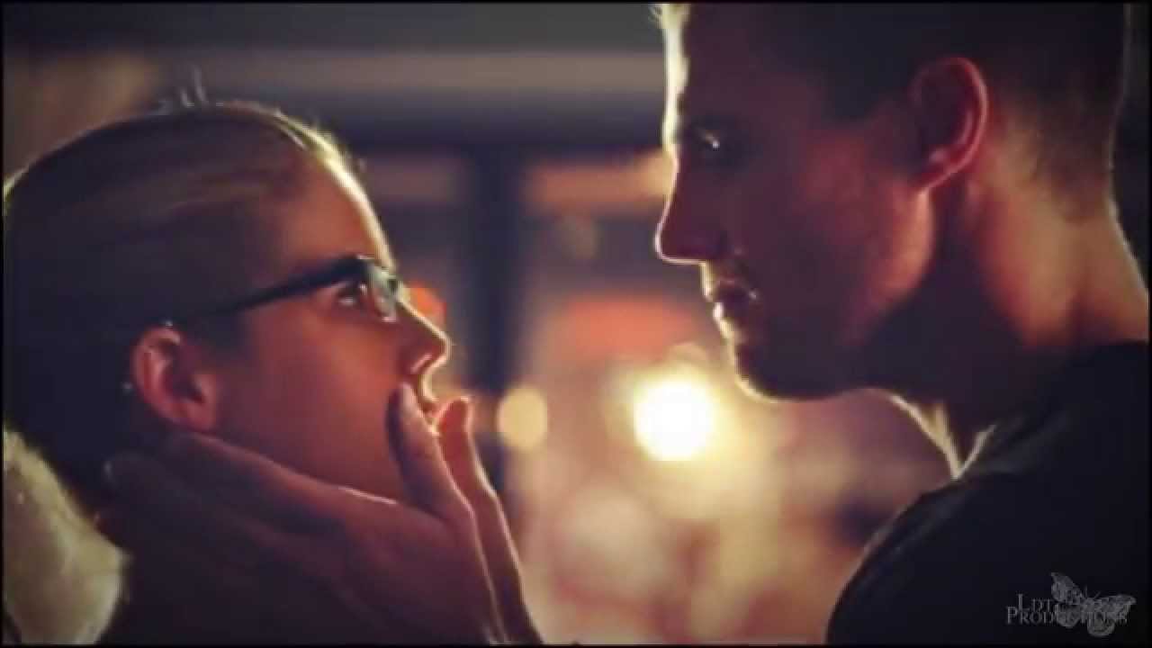 Oliver & Felicity | Just a Sad Song.