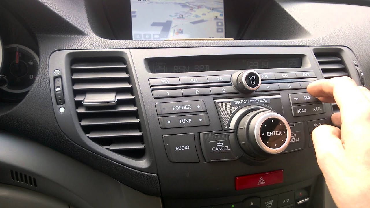 Установка компьютера в автомобиль Honda Accord 8 поколения